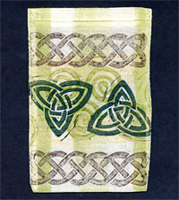 Decorate a Celtic Gift Bag